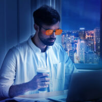 G982 Orange Lens Blue Light Filp-up Clip-on (Model)
